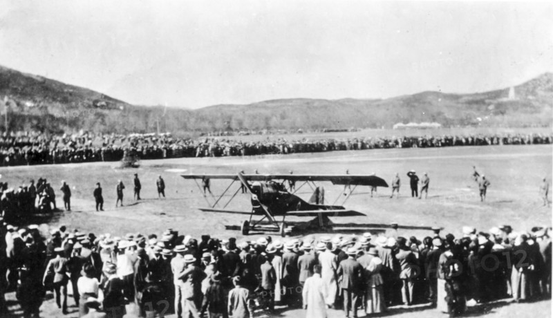 Arturo ferrarin ariives at tsing-tao at the end of air cruise rome-tokyo, 1920