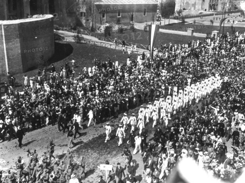 The triumph after the flight across the Atlantic by Italo Balbo to Imperial Rome, 1933