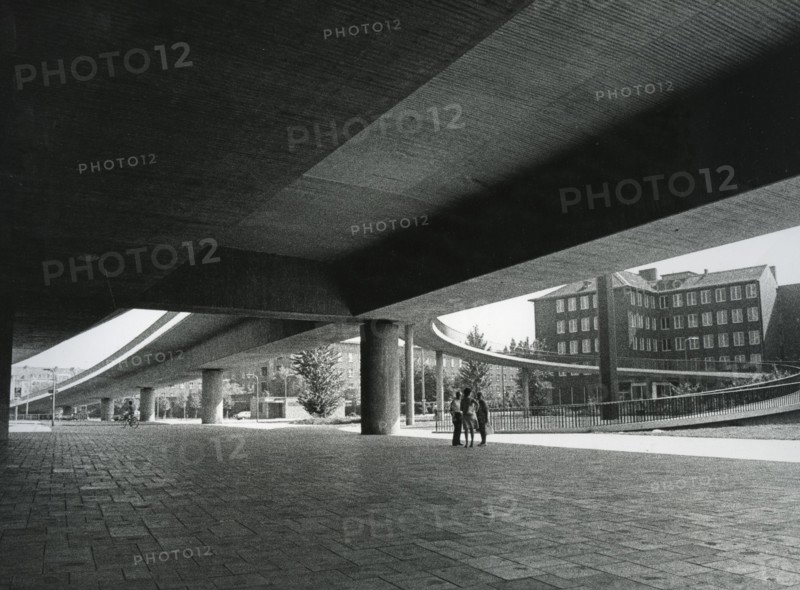 Road junction, dusseldorf