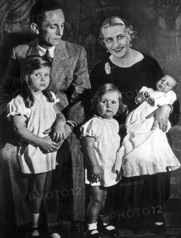 Joseph paul goebbels and family, 1934