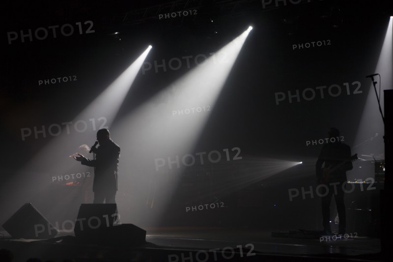 Enrico ruggeri in concert, milan 2014
