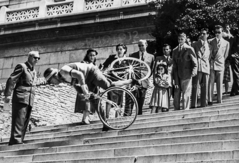 Luigi madrulli, roman sportsman who fell from a staircase, roma 20s