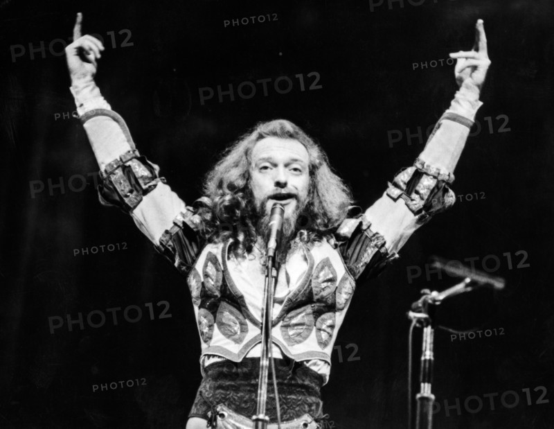 Ian anderson, jethro tull, 1974