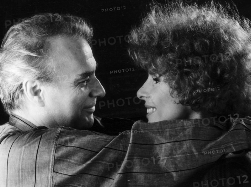 Giorgio albertazzi, ornella vanoni, 80s