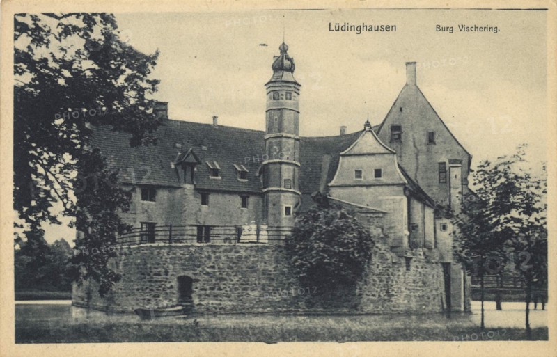 Vischering Castle near Lüdinghausen, Coesfeld County, North Rhine-Westphalia, Germany, view from c. 1910, digital reproduction of a public domain postcard.