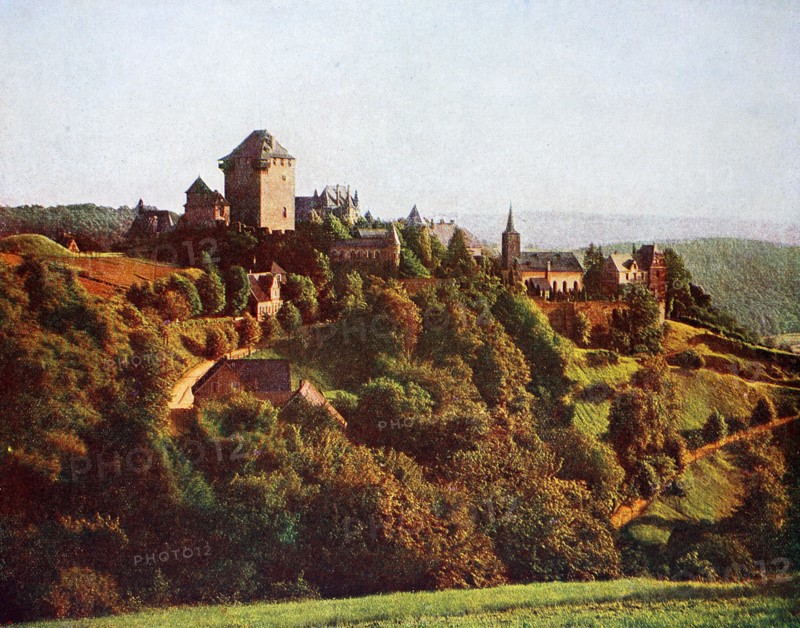 Castle Burg an der Wupper, part of Solingen, in 1910, North Rhine-Westphalia, Germany, photograph, digitally restored reproduction of an original artwork from the early 20th century, exact original date not known.