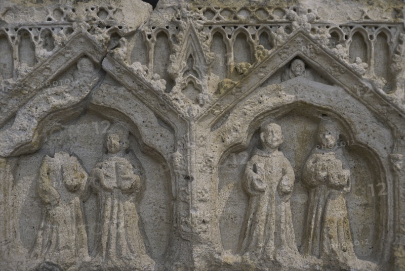 Tomb chest of Queen Constanca Manuel.