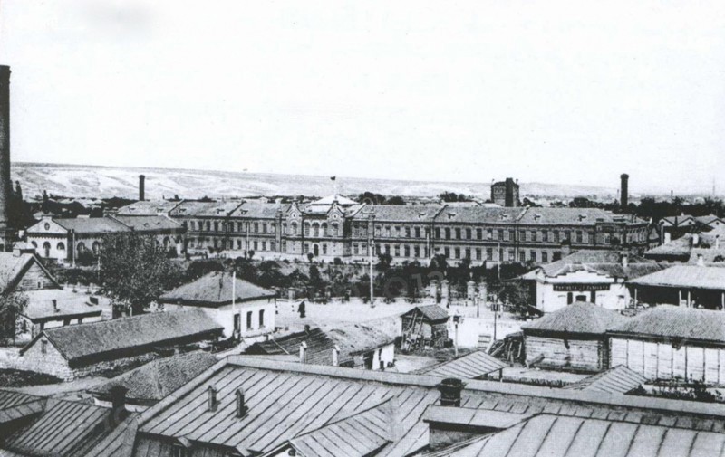 Lugansk or Luhansk Ukraine