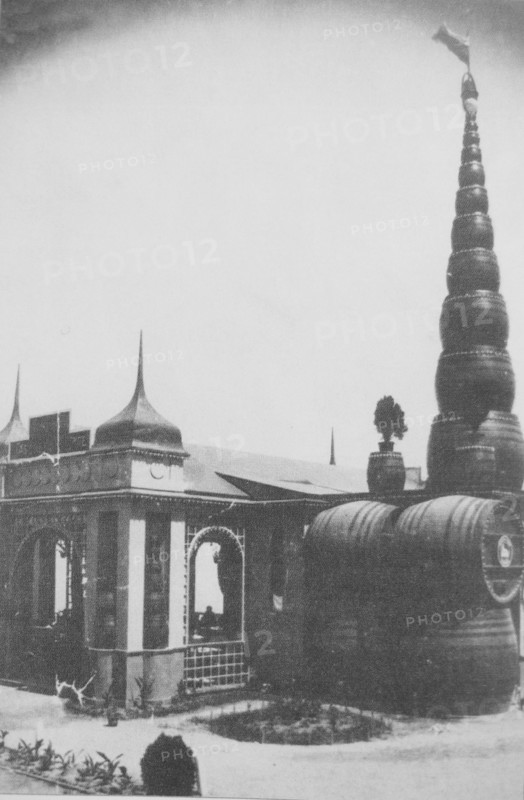Pavilion of Gaberbush & Shille brewery at Odessa Art & Industry Exposition circa  1910