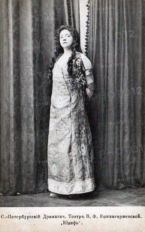 Russian actress and theater manager Vera Fedorovna Komissarzhevskaya