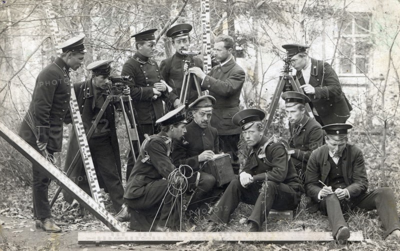 Students of the Irkutsk Mining School with a teacher