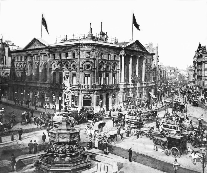 Horses and carts lining the streets as smartly-dressed Londoners clad in dark coats go about their business.