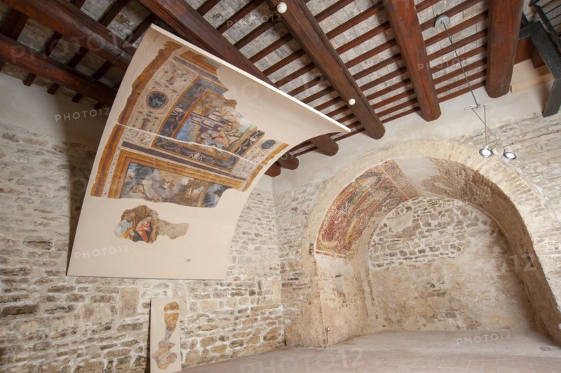 Esanatoglia, Oratorio Le Bare