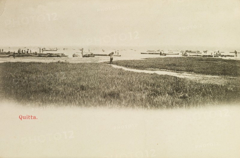 Canoes at Quitta