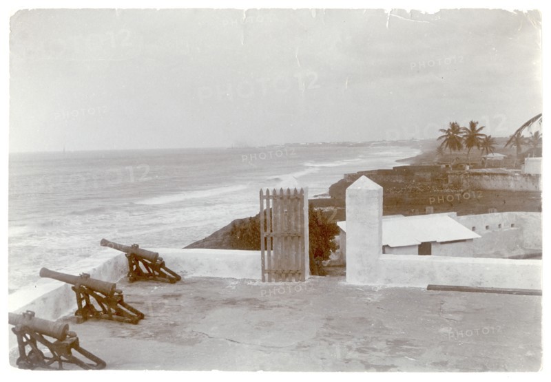 Cannons at Osu Castle