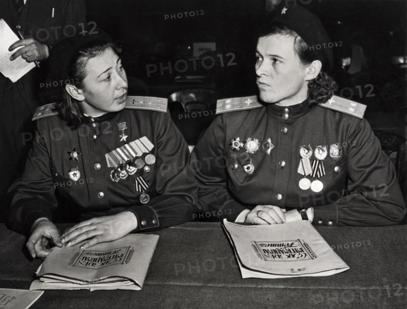 Soviet Pilots At Women's Congress