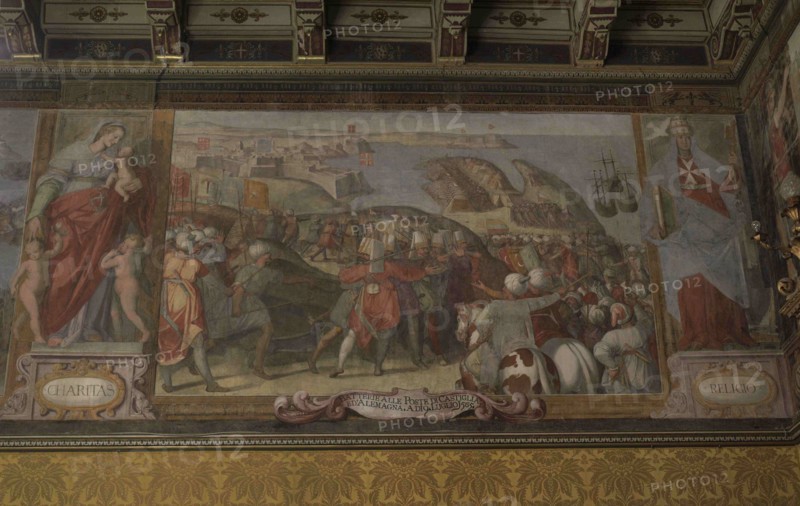 Palace of the Grand Master, 16th-18th centuries. Residence of the Grand Master of the Order of Saint John. Fresco that the decorates the walls of the Supreme Council Room by Matteo Perez de Aleccio (1547-1628). It depicts the Great Siege of Malta by the Ottoman Empire in 1565. Siege of the Turks in July 1565 before the resistance of the gun batteries of the Spanish troops. Valletta. Malta.