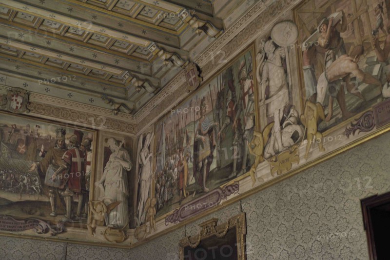 Palace of the Grand Master. 16th-18th centuries. Residence of the Grand Master of the Order of Saint John. Hall of the Pages. Waiting room for the young positions of the Grand Master. Decorated with a frieze of wall paintings by Leonello Spada (1576-1622), depicting scenes from the history of the Order. Detail of the frescoes. Valletta Malta.