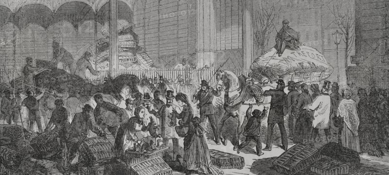 Franco-Prussian War (1870-1871). Siege of Paris (19 September 1870 to 28 January 1871). The central fresh food market in Paris (Les Halles) as the first provisions arrive. Drawing by Miranda. Engraving. ""Historia de la Guerra de Francia y Prusia"" (History of the War between France and Prussia). Volume II. Published in Barcelona, 1871.