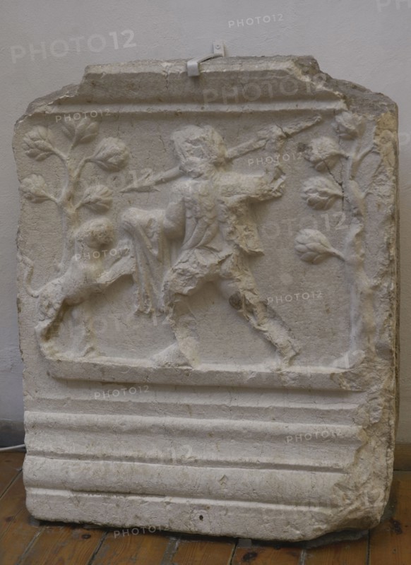 Plate bearing a scene of a man fighting a panther. First half of the 2nd century AD. From Stara Zagora (Augusta Traiana), Bulgaria. National Archaeological Museum. Sofia. Bulgaria.