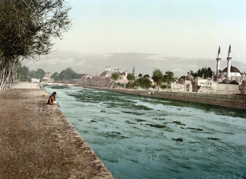 The stream of Barada.