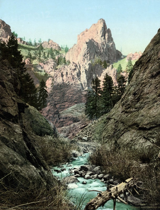 View in the South Cheyenne Canyon.