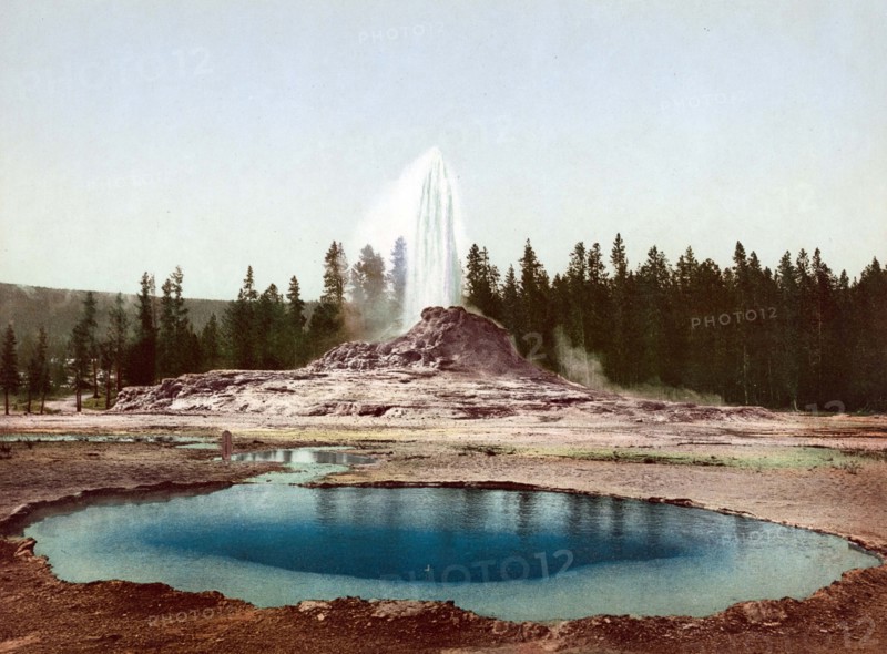 The Castle Geyser.