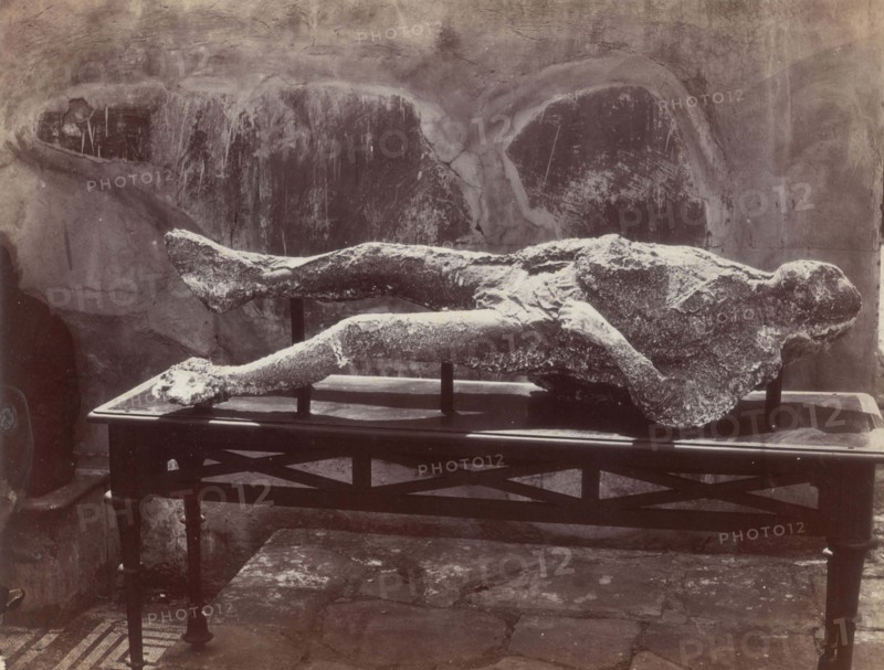 Human cast, Pompeii, victims of the volcanic eruption in 79, illustration from 1870, Italy, Historic, digitally restored reproduction from a 19th century template..