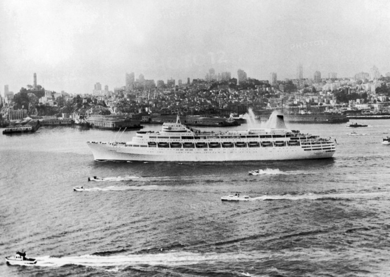 SS Canberra Arrives In San Francisco