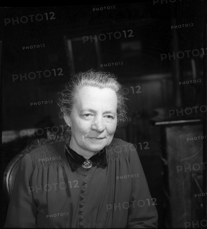 Rosa Kvºchler-Ming around 1942.