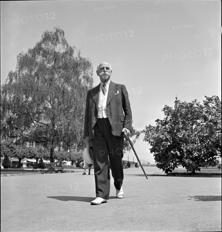 Dr. Ernst Guglielminetti, 1942.