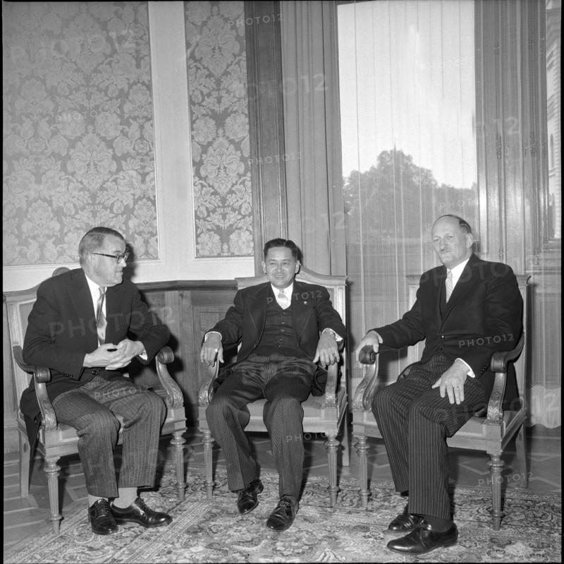 Reception of the Philippine ambassador by the federal council, around 1959.