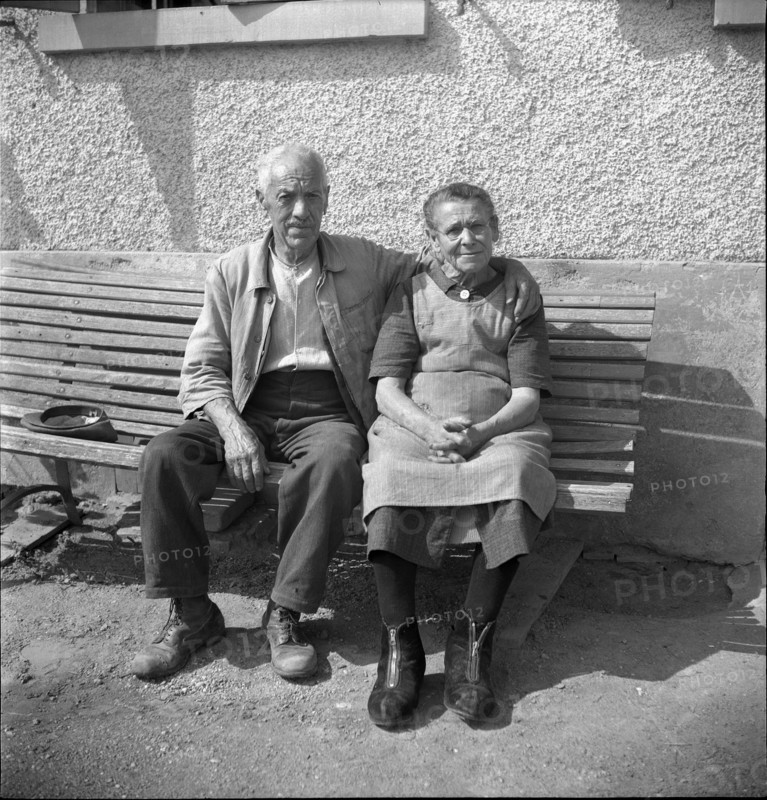 Married couple Gräser-Knecht, diamond wedding in Frauenfeld 1945.
