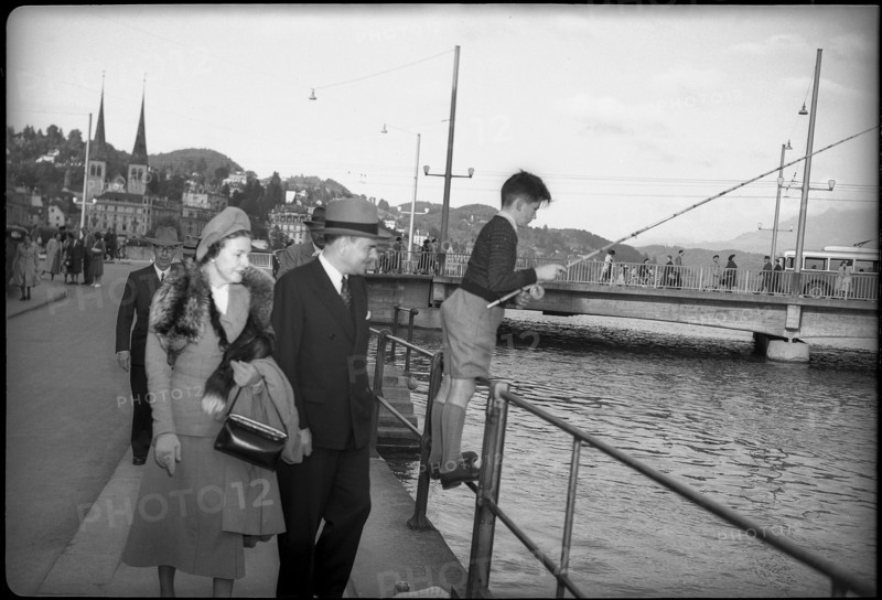 Thomas E. Dewey and his wife in Lucerne, 1949