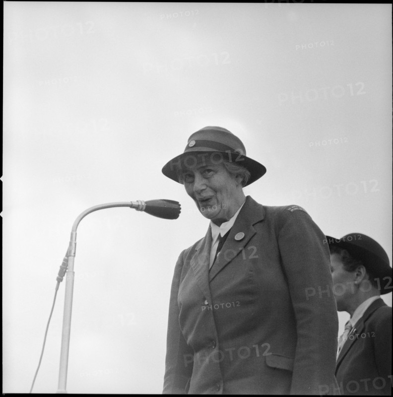 Lady Baden-Powell 1957 .