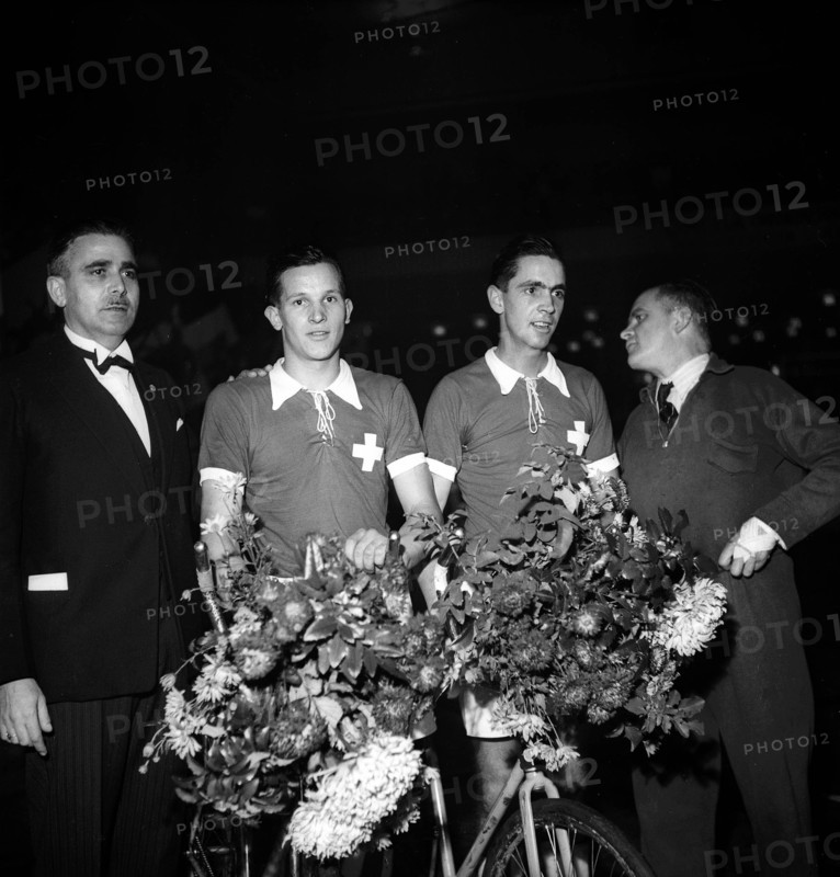 Otto Zollet and Walter Gebs, 1944 .