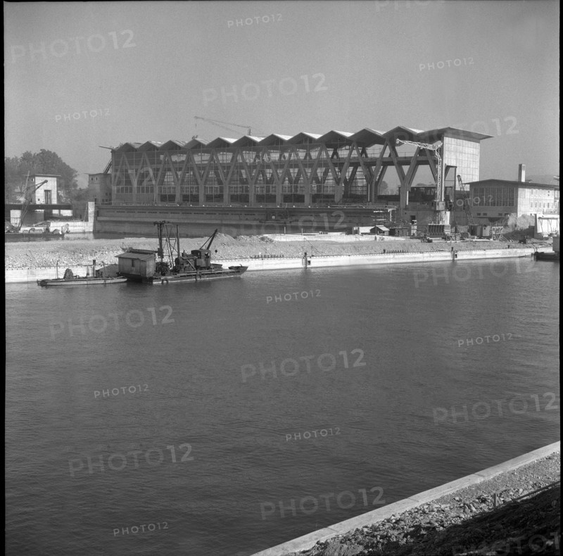 Birsfelden power station and sluice 1954.