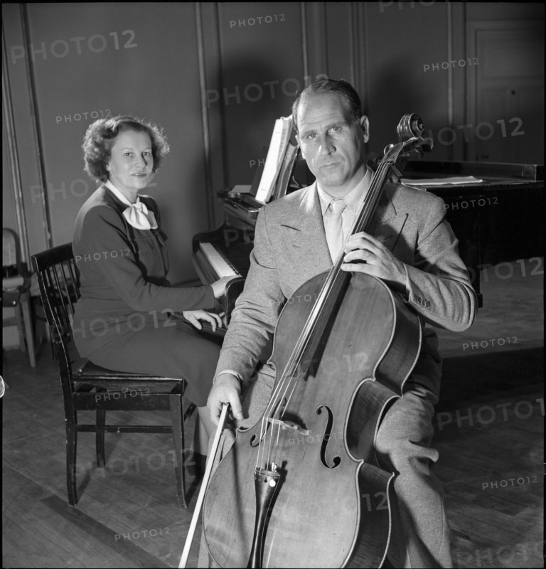 Baerbel and Hans-Volkmar Andreae, 1948