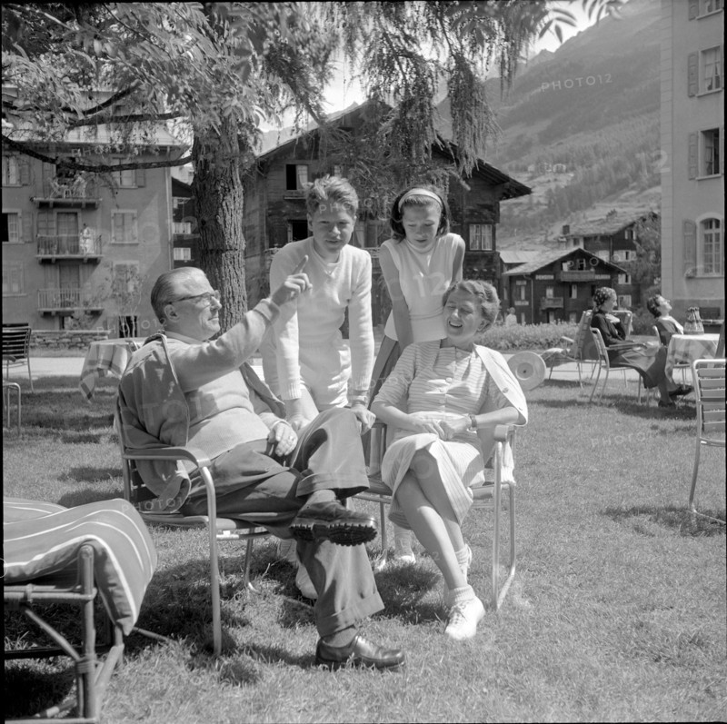Giovanni Gronchi and family, holiday in Zermatt, 1956.