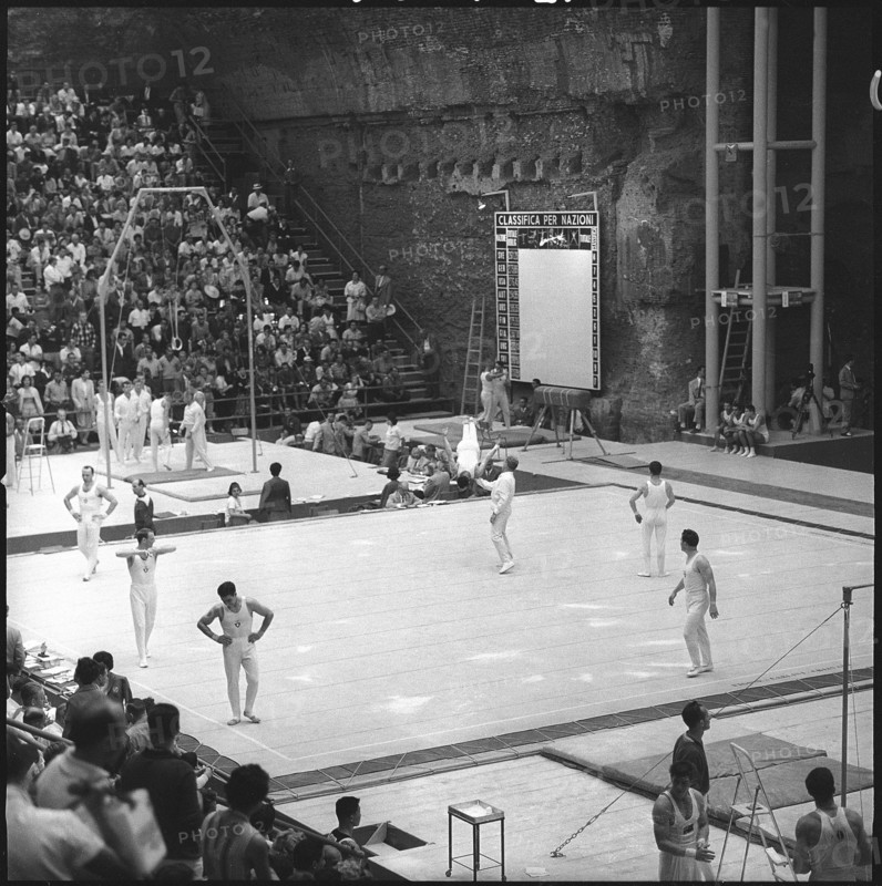 Olympic Games Rome 1960: Swiss team warming up.