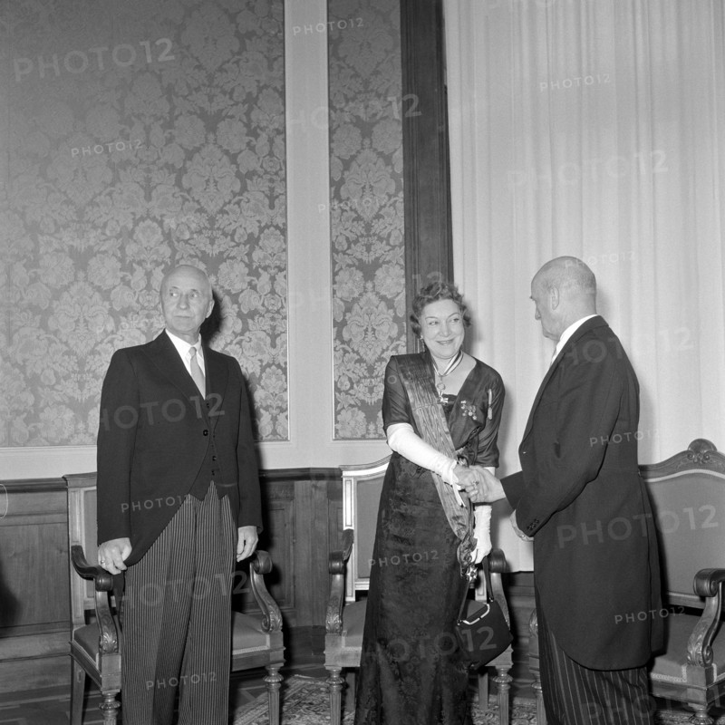 Reception of the Mexican ambassador by the federal council, 1958.