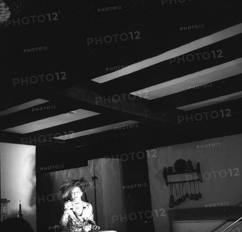Voli Geiler on stage, 1965.