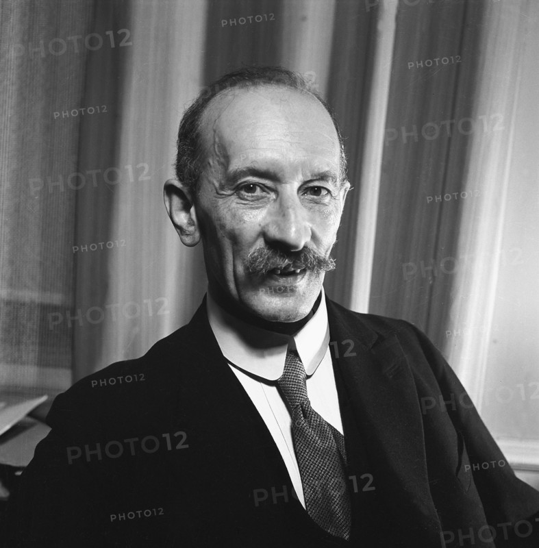 Prof. Dr. med. Alfred Gigon, 1948 .