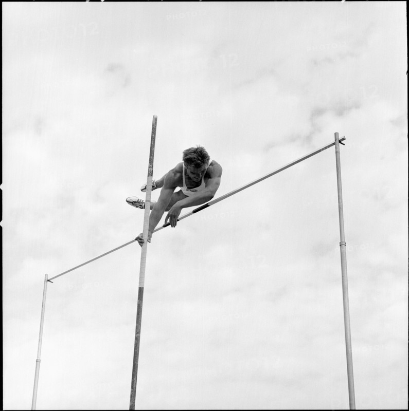 Olympic Games Rome 1960: Hristov Pole Vaulting .