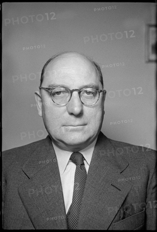 Prof. Dr. Paul Casparis, 1945