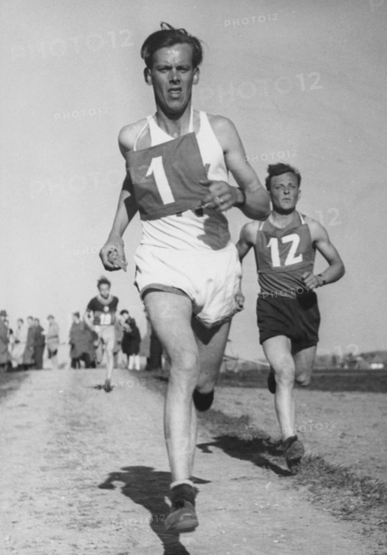 Swiss championships cross-country presumably 1948: Sandmeier wins.