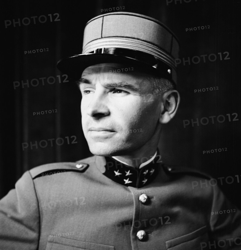Urs Schwarz around 1947 .