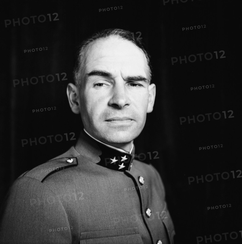 Urs Schwarz around 1947 .