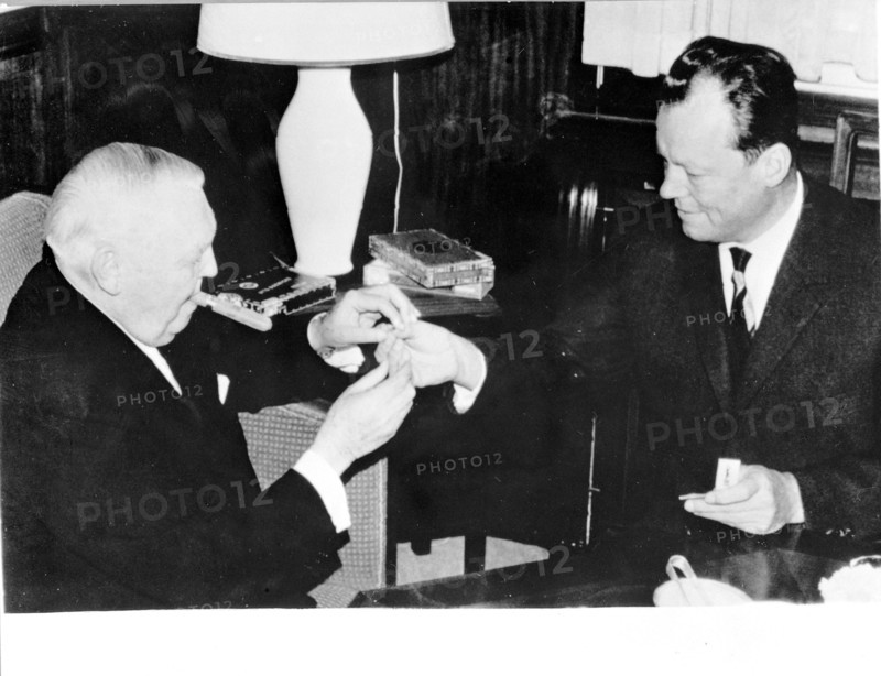Ludwig Erhard with Willy Brandt in Berlin 1963 .