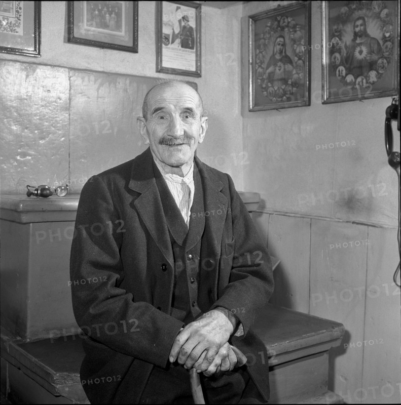 Josef Roth, wearer of the Hans Roth honour clothes, Envelier (Jura) 1962.